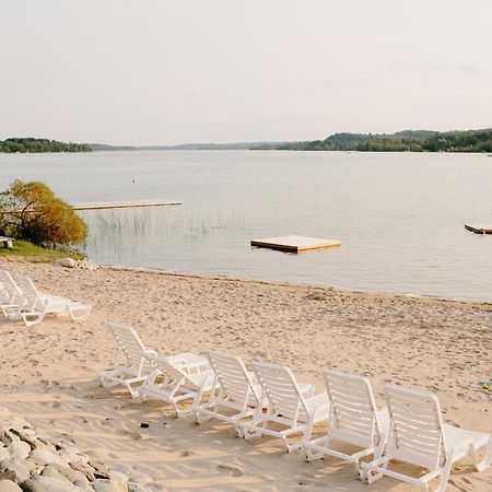 Fountain Point Hotel Suttons Bay Luaran gambar